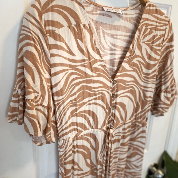 Petal Pup bohemian, zebra print maxi dress - Picture 11 of 14